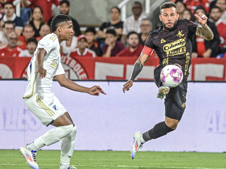 América se acerca a los cuadrangulares tras vencer a Millonarios en el clásico